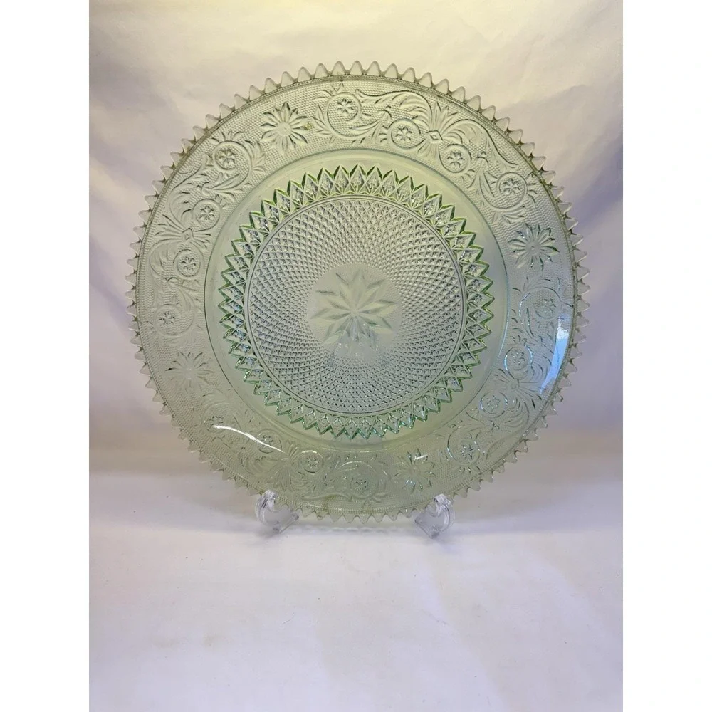 Vintage Tiara Chantily Sandwich Light Green Glass 12